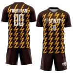 Maglia da calcio personalizzata con stampa a sublimazione a zigzag marrone bianco-oro